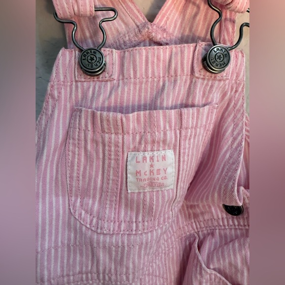 lakin mckey Other - Larkin McKey Pink and White Overalls 12 Months Baby Girl